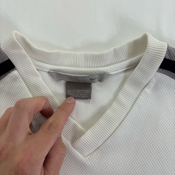 Vintage y2k Nike Soccer Athletic White Jersey Black Striped Shirt Men's Large - Picture 8 of 9
